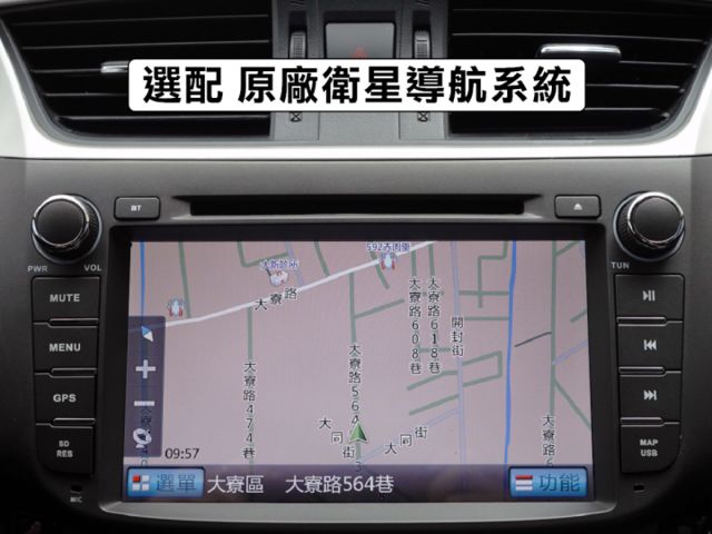 ▲本月特價，豪華影音版，原鈑件認證▲只跑７萬，全原廠保養▲免鑰匙，恆溫，定速，導航，電視，胎壓，可全額貸款  第10張相片