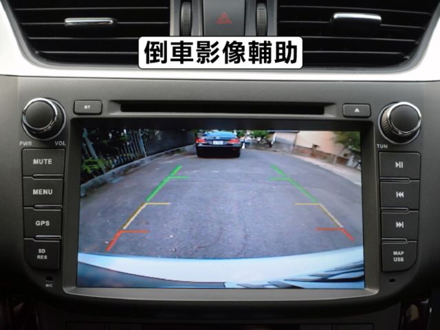 ▲本月特價，豪華影音版，原鈑件認證▲只跑７萬，全原廠保養▲免鑰匙，恆溫，定速，導航，電視，胎壓，可全額貸款  第11張相片