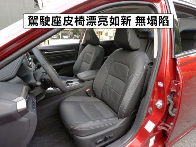 ▲小改款，無引擎炸缸問題▲只跑３千公里，全車原鈑件▲Lv2跟車，盲點，環景，Bose音響，十氣囊，LED頭燈，免鑰匙  第5張相片