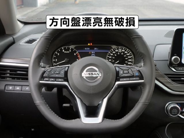 ▲小改款，無引擎炸缸問題▲只跑３千公里，全車原鈑件▲Lv2跟車，盲點，環景，Bose音響，十氣囊，LED頭燈，免鑰匙  第7張相片