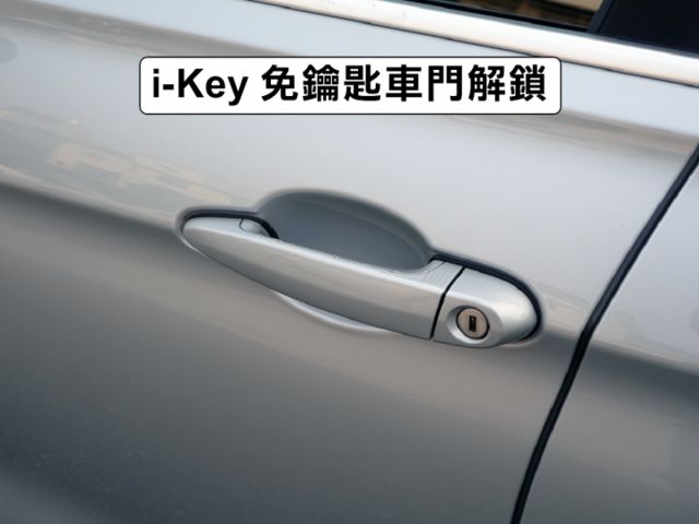 ▲本月特價，超美無菸車▲小改款B47引擎，無鍊條問題▲只跑８萬多，全車原鈑件▲引擎腳剛換不久▲升級電尾門，前後行車記錄器  第17張相片