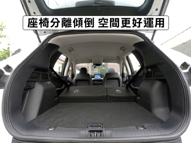 ▲1.5渦輪，原鈑件，剛在原廠換引擎腳▲才開二年多，便宜新車40幾萬▲Lv2跟車，七氣囊，電動椅，盲點，恆溫  第6張相片