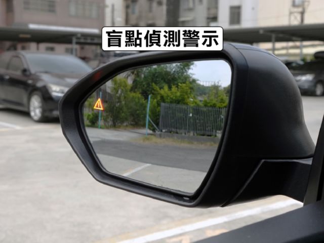 ▲汽油最頂級Ｂ版，原廠保固中▲四顆輪胎剛換橫濱▲一手無菸車，原鈑件認證▲Lv2跟車，盲點，電尾門，六氣囊，免鑰匙，電動椅  第11張相片