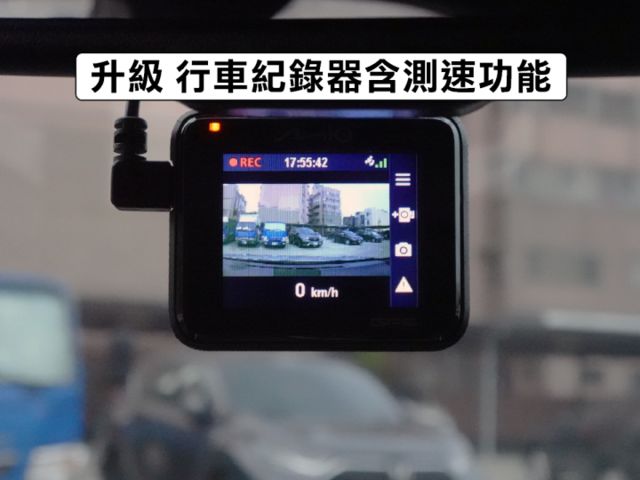 ▲2.0渦輪，F-Sport，全原廠保養▲超美無菸車，原鈑件認證▲八氣囊，盲點，環景，免鑰匙，LED頭燈，電動椅，電尾門  第13張相片