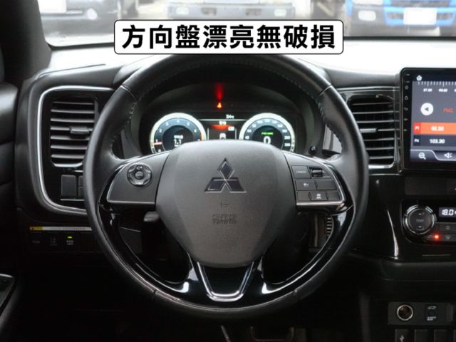 ▲頂級尊貴型，升級安卓導航機▲只跑６萬，原鈑件認證▲三菱原廠保固▲ACC跟車，電尾門，盲點，數位儀表，LED頭燈，免鑰匙  第7張相片