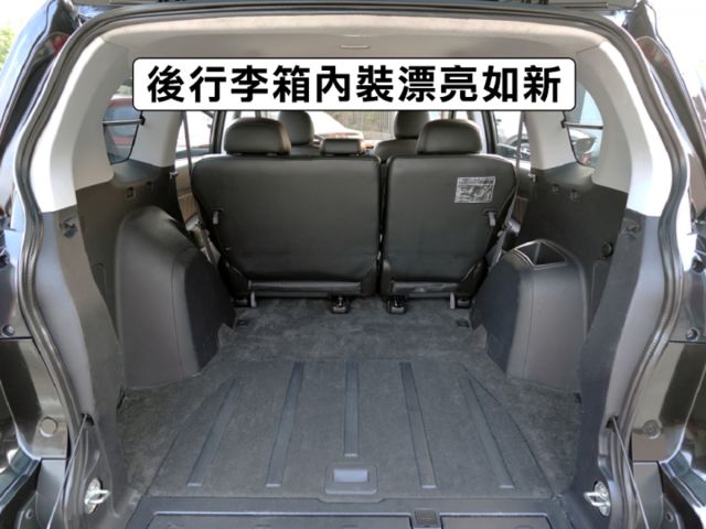 ▲iO特式版，升級影音導航組▲超美無菸車，里程跑少，原鈑件認證▲雙安，恆溫，定速，ABS煞車，可全額貸款  第10張相片