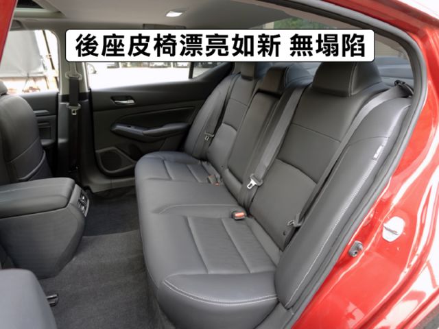 ▲小改款，無引擎炸缸問題▲只跑３千公里，全車原鈑件▲Lv2跟車，盲點，環景，Bose音響，十氣囊，LED頭燈，免鑰匙  第6張相片