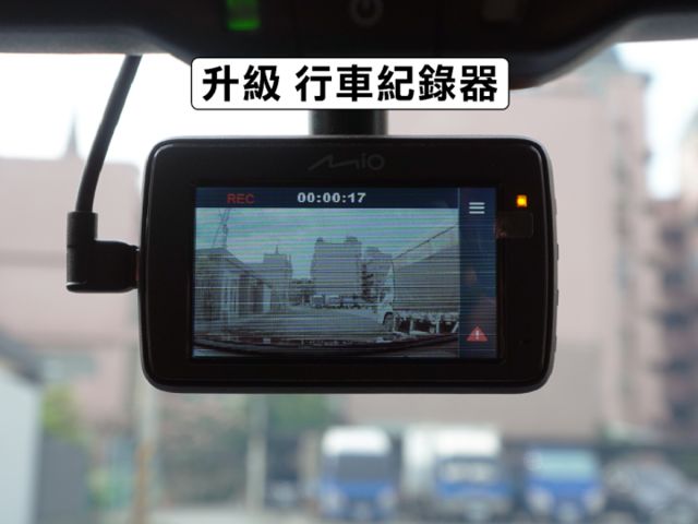 ▲小改款，無引擎炸缸問題▲只跑３千公里，全車原鈑件▲Lv2跟車，盲點，環景，Bose音響，十氣囊，LED頭燈，免鑰匙  第14張相片