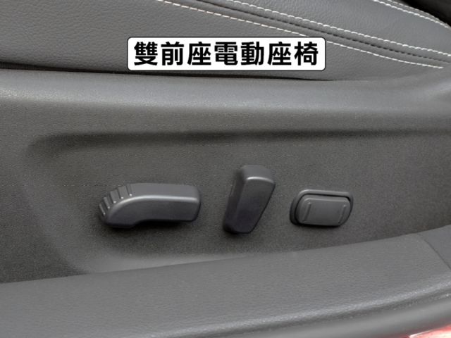 ▲小改款，無引擎炸缸問題▲只跑３千公里，全車原鈑件▲Lv2跟車，盲點，環景，Bose音響，十氣囊，LED頭燈，免鑰匙  第18張相片
