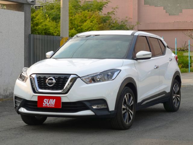 ▲超美無菸車，只跑７萬，全車原鈑件▲四顆輪胎剛換▲四氣囊，CarPlay，胎壓，循跡，感應大燈▲全台保固，可全額貸款  第3張相片
