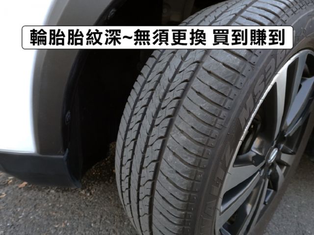 ▲超美無菸車，只跑７萬，全車原鈑件▲四顆輪胎剛換▲四氣囊，CarPlay，胎壓，循跡，感應大燈▲全台保固，可全額貸款  第15張相片