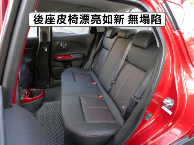 ▲豪華影音版，全原廠保養，只跑３萬▲升級原廠導航／電視／胎壓，前後錄影▲六氣囊，電熱椅，免鑰匙，恆溫，定速，原鈑件認證車  第7張相片