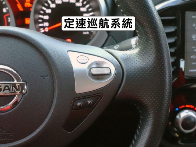 ▲豪華影音版，全原廠保養，只跑３萬▲升級原廠導航／電視／胎壓，前後錄影▲六氣囊，電熱椅，免鑰匙，恆溫，定速，原鈑件認證車  第11張相片