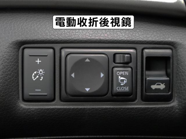 ▲豪華影音版，只跑５萬多▲一手車無菸味▲四顆輪胎換橫濱▲免鑰匙，恆溫，定速，導航，胎壓▲認證車～全台保固，可全額貸  第16張相片
