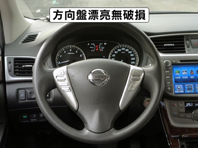 ▲本月特價，豪華影音版，原鈑件認證▲只跑７萬，全原廠保養▲免鑰匙，恆溫，定速，導航，電視，胎壓，可全額貸款  第7張相片