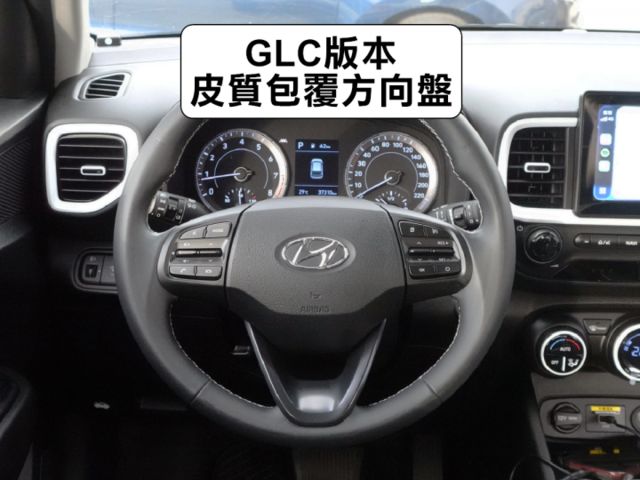 ▲最頂級GLC版，原廠保固至28年1月▲只跑３萬，全車原鈑件▲四顆輪胎剛換不久▲行人預警，車道偏移，六氣囊，免鑰匙，恆溫  第7張相片