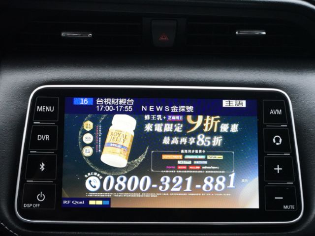 ▲限量夜行版，加數萬原廠選配▲只跑２萬，全原廠保養▲一手無菸車，原鈑件認證▲六氣囊，環景，盲點，LED頭燈，免鑰匙  第12張相片