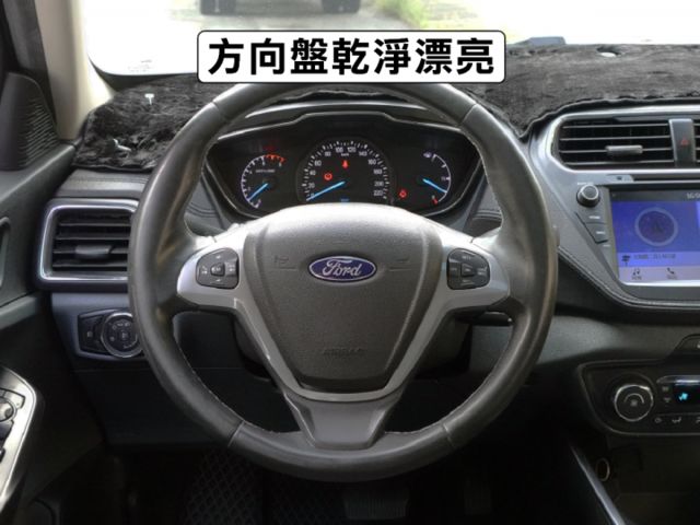 ▲最頂級時尚型，只跑８萬多，全車原鈑件▲正時皮帶剛換，等周邊耗材▲六氣囊，定速，恆溫，導航，倒車顯影，可全額貸款  第9張相片