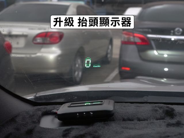 ▲智行旗艦版，只跑２萬，全原廠保養▲一手無菸車，原鈑件認證▲六氣囊，環景，盲點，免鑰匙，LED頭燈，定速，恆溫  第17張相片