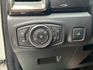Apple CarPlay .後捲簾.環景.4WD 電動椅  倒車顯影 柴油  第12張縮圖