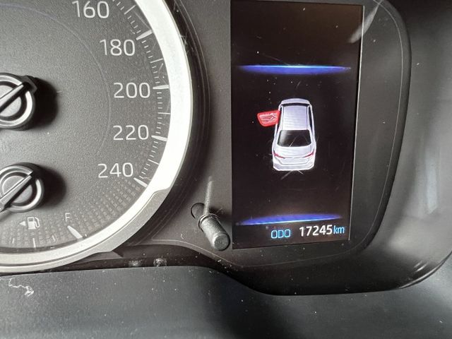 油電.原廠保養保固中.9安.ACC.安卓機.車道偏移.出色油耗表現  第6張相片