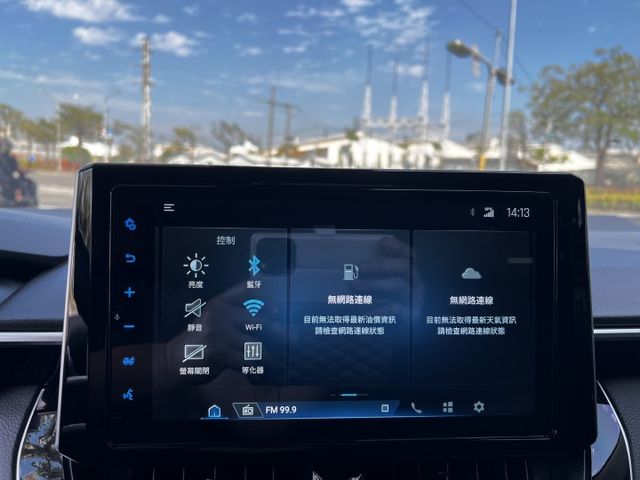 油電.原廠保養保固中.9安.ACC.安卓機.車道偏移.出色油耗表現  第7張相片