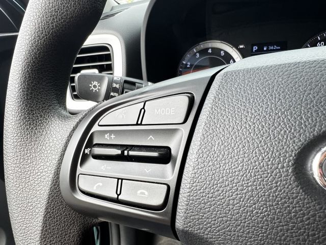 I-KEY.GPS.TCS.6安.車道偏移. 限量牛津綠英倫版GLB款.新車保固中.典雅.潮流.大車室間家庭小休旅  第11張相片