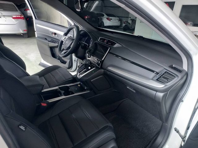 CR-V  第10張相片