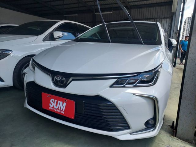 全車原鈑件,只跑4萬多公里，ABS，ACC，車道偏移，循跡  第1張相片