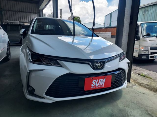 全車原鈑件,只跑4萬多公里，ABS，ACC，車道偏移，循跡  第2張相片