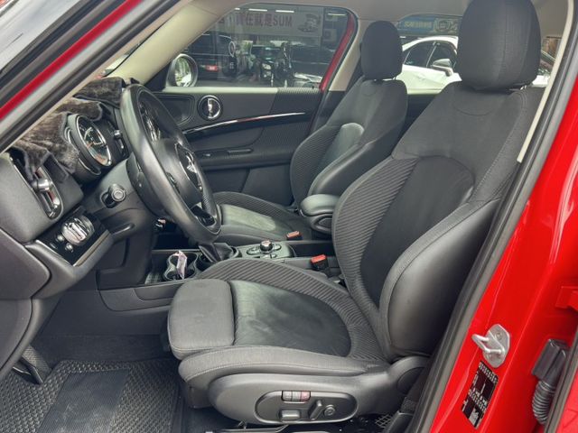 正2018年，MINI COUNTRYMAN，1.5，白頂大紅車身  第9張相片