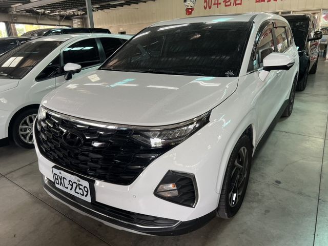 正24年出廠，一手車，B版VIP，***原廠保固中***，正7人座  第1張相片