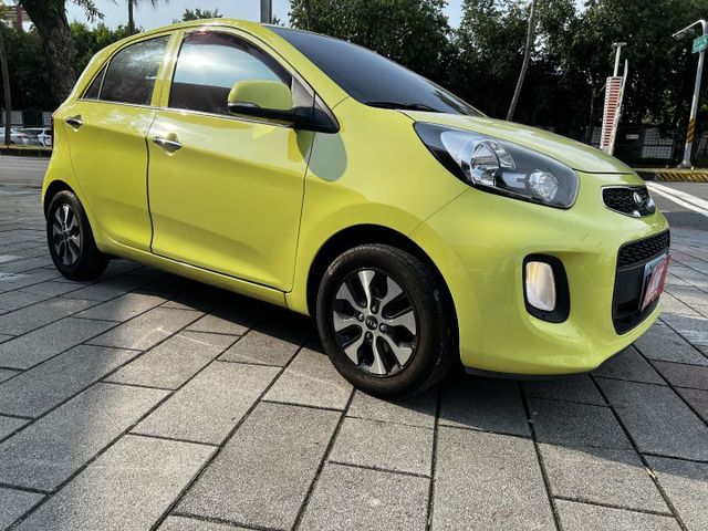 正18年出廠，便宜的代步車，穿梭靈活好停車  第3張相片