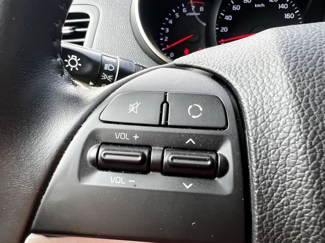 正18年出廠，便宜的代步車，穿梭靈活好停車  第9張相片