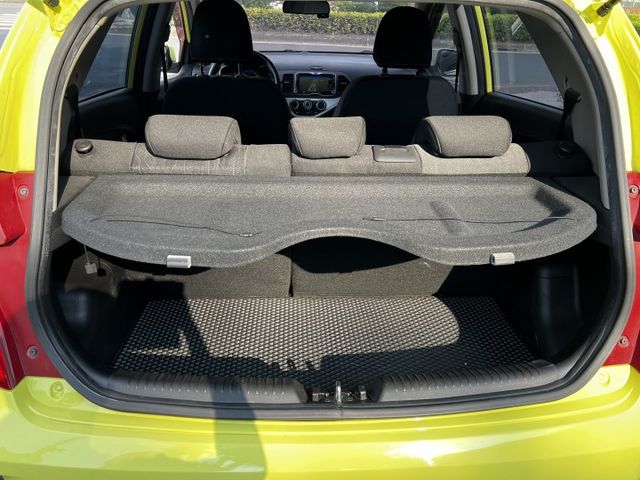 正18年出廠，便宜的代步車，穿梭靈活好停車  第10張相片