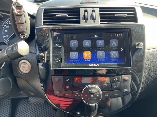 旗艦版.6安.I-KEY.盲點.摸門.定速.環景  第9張相片