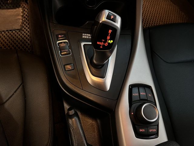 1 SERIES F20  第4張相片