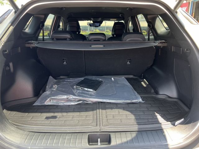 正24年出廠，25年領牌，X-LINE，四輪驅動，原廠保固，原廠保養，新潮流車型  第7張相片