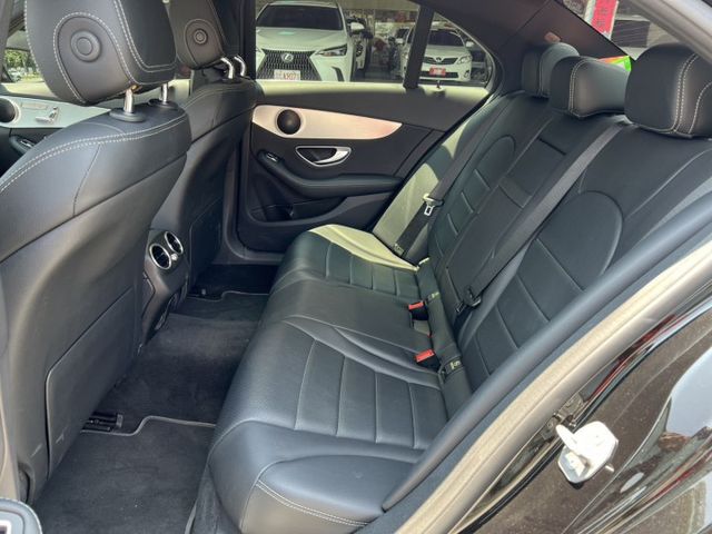 C-CLASS COUPE C205  第17張相片