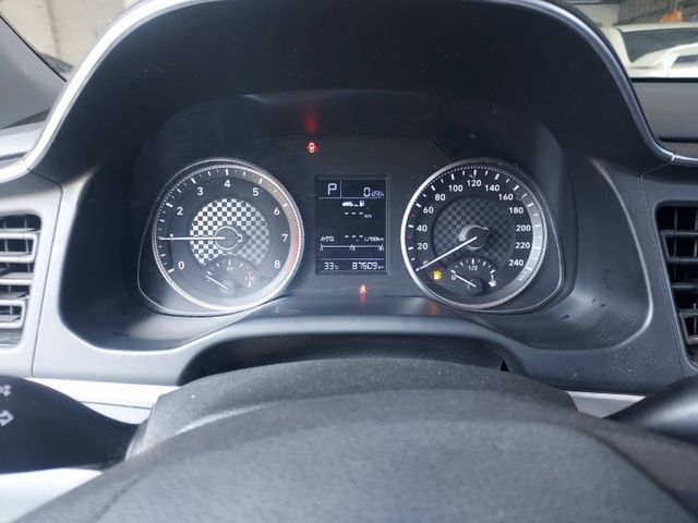 ELANTRA  第5張相片