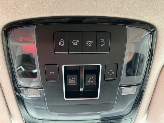 柴油大7人座進口車 . 原廠保養. CEO-B規.ACC.車道偏移.電尾門.通風加熱椅.盲點.環景  商用+旅行兩相宜  第16張相片