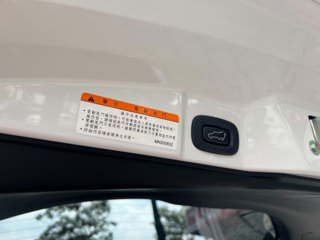I-KEY..GPS.ABS.TCS.電尾門.環景.摸門解鎖.安卓機. 新車保固.原廠保養履歷  第13張相片