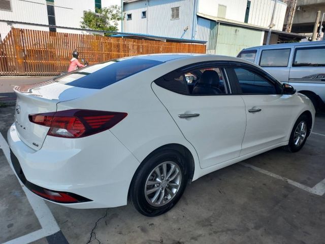 ELANTRA  第4張相片