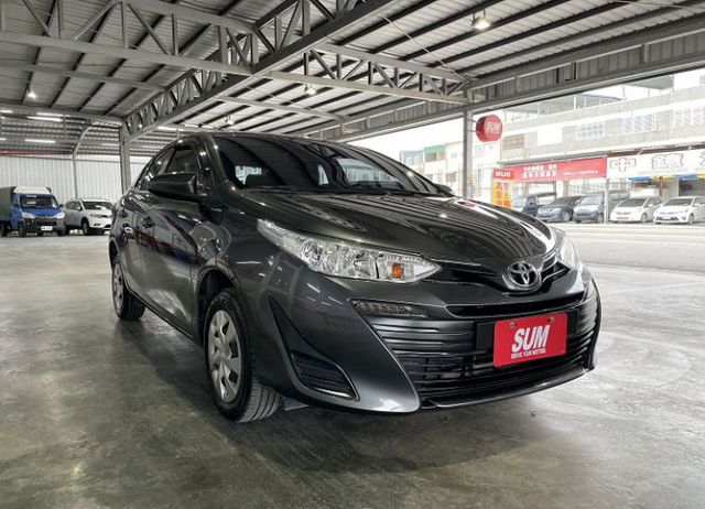 7速手自排/雙安/循跡/安卓影音 原鈑件認證車  僅跑68000KM 購車再享2年5萬公里保固  第4張相片
