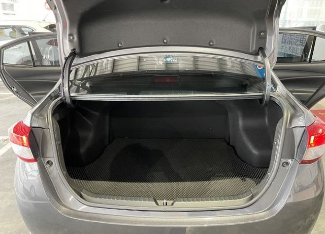 7速手自排/雙安/循跡/安卓影音 原鈑件認證車  僅跑68000KM 購車再享2年5萬公里保固  第18張相片