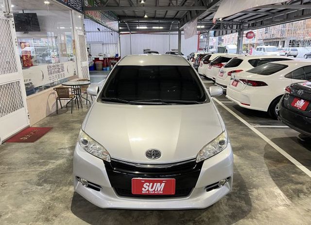 7人座 雙安/恆溫/方控/導航/倒車顯影 原鈑件認證車 購車再享1年2萬公里保固  第2張相片