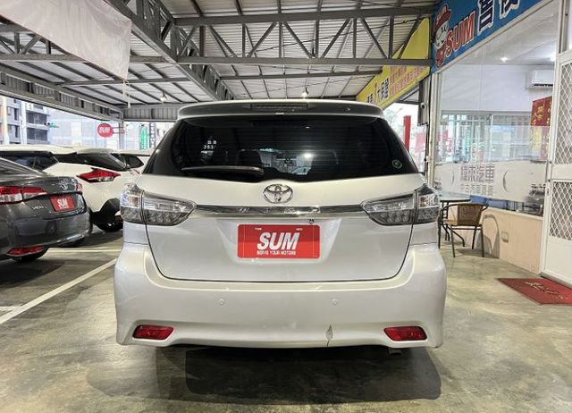 7人座 雙安/恆溫/方控/導航/倒車顯影 原鈑件認證車 購車再享1年2萬公里保固  第6張相片
