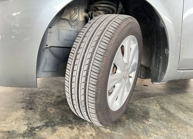 G版小鴨 雙安/恆溫/方控 原廠保養/原鈑件認證車  第11張相片