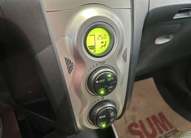 G版小鴨 雙安/恆溫/方控 原廠保養/原鈑件認證車  第14張相片