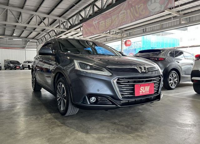 一手女用 輪胎剛換新 GT智駕版 202P大馬力 6氣囊/恆溫/導航/電子手煞/後座出風口  第4張相片